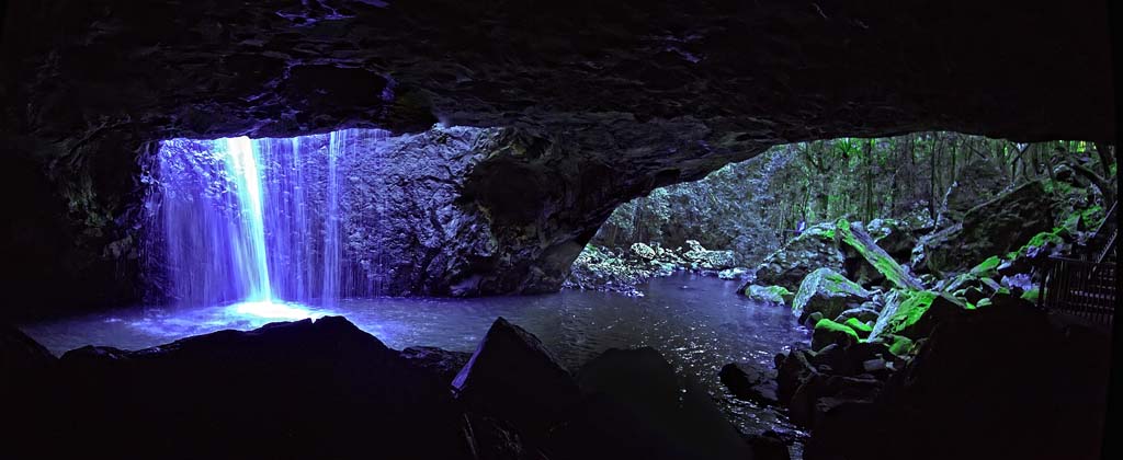 gold coast queensland australia caves. The Natural Bridge, Cave Creek